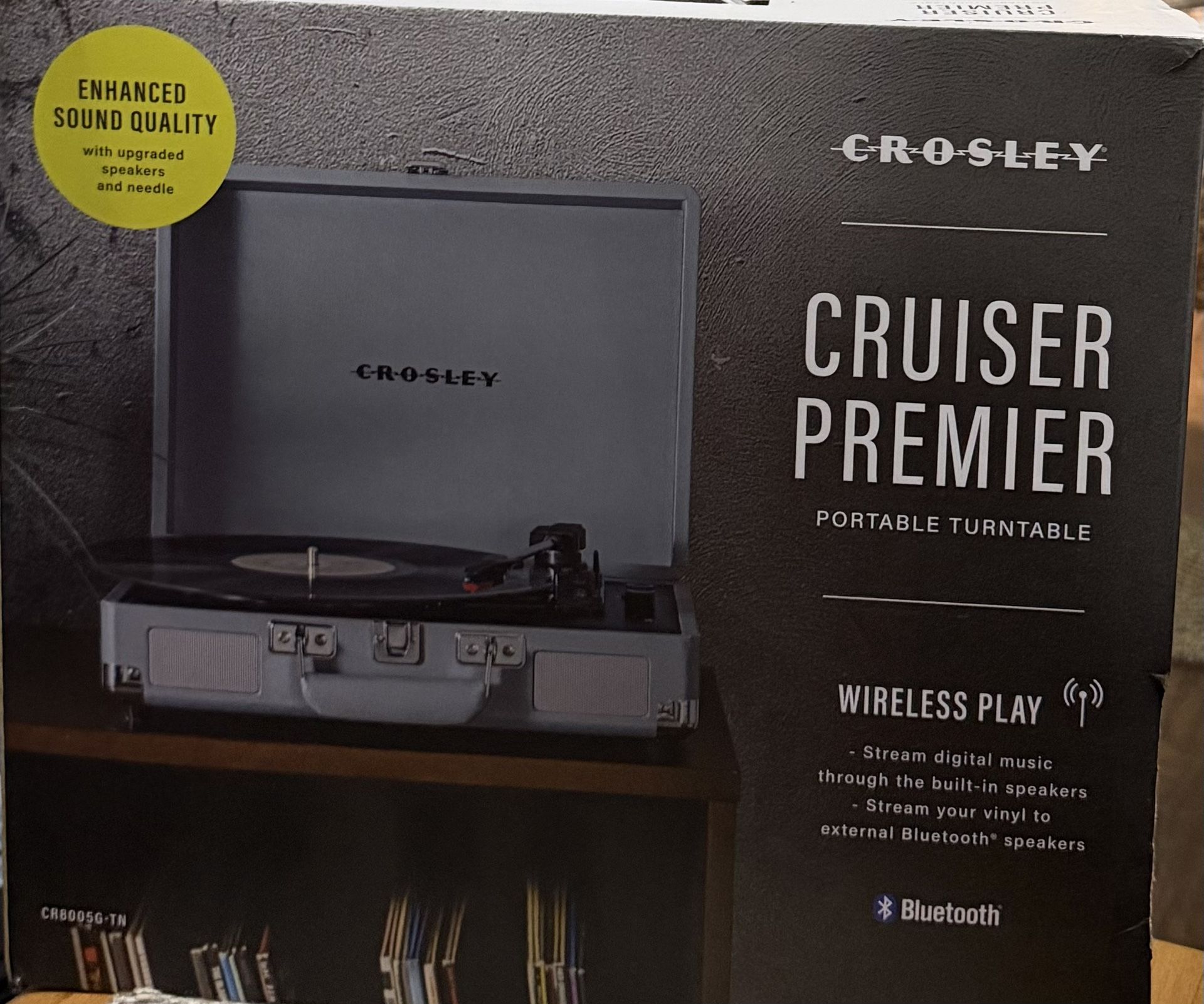 Turntable Portable Cruiser Premier  with Wireless Play. ( Bluetooth)