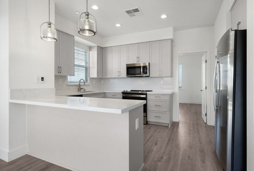 2Bedroom , 1Bath