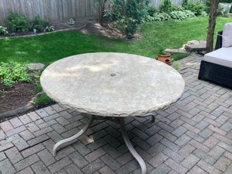 48” Patio table