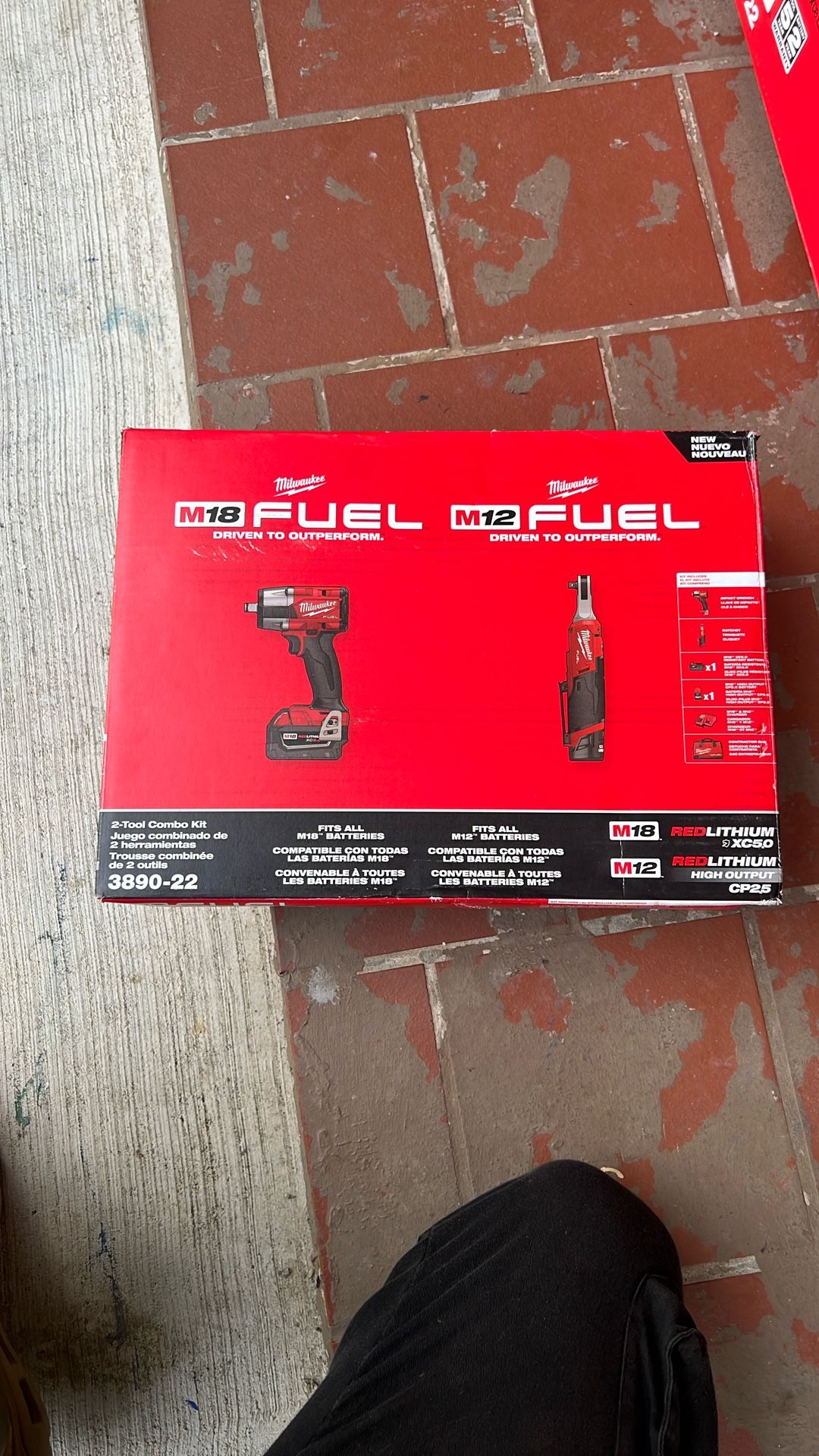 M18 2 Tool Combo Kit