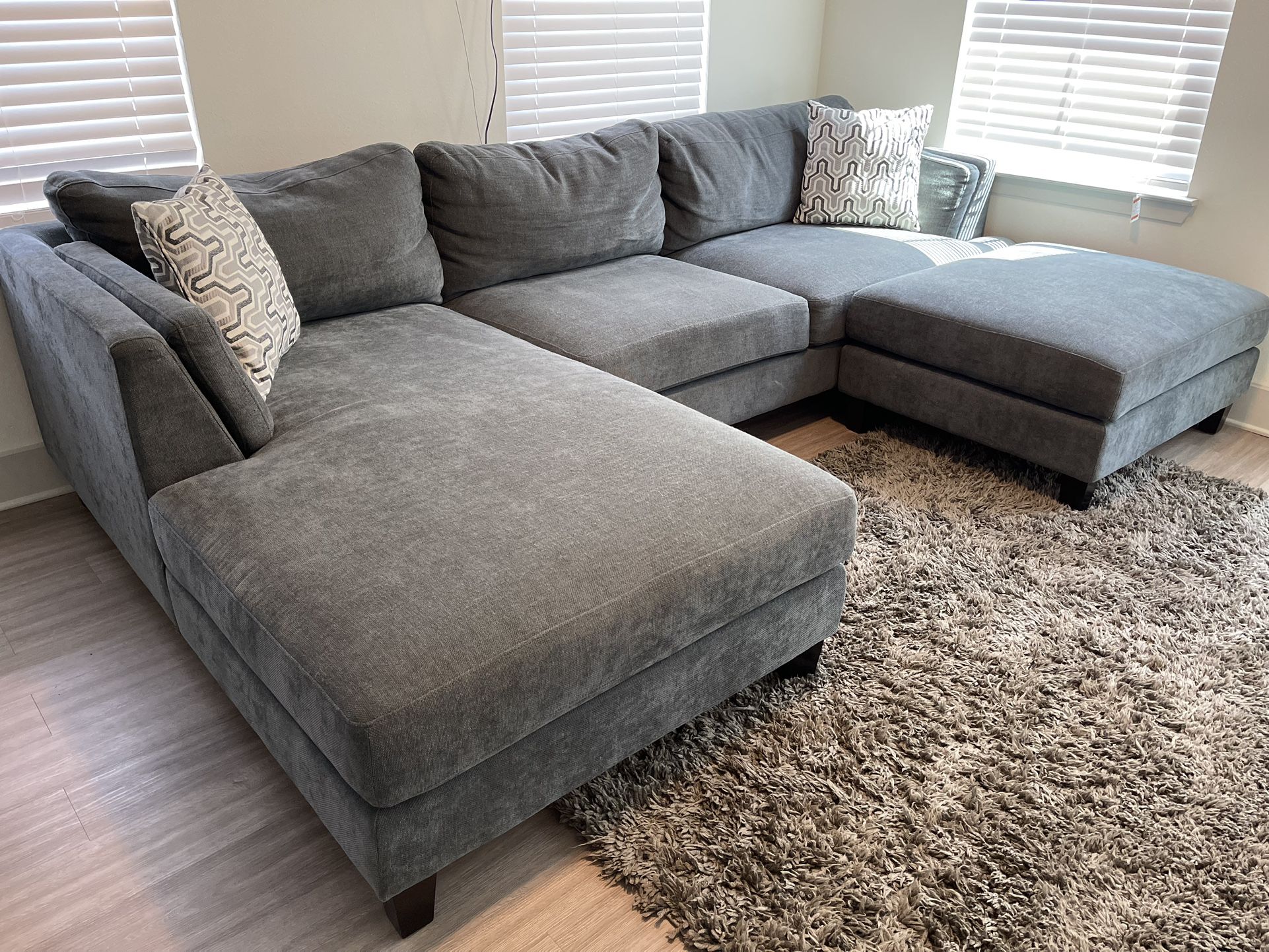3 Piece sectional couch