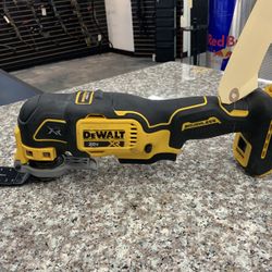 Dewalt XR Brushless 20v Cordless Oscillating Multi-tool