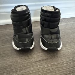 HOBIBEAR Warm Snow Boots, Size: 5/6