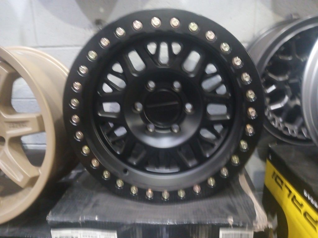 wheels 17 x9. raceline available