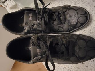Coach Signature Low-Top Sneakers size 8