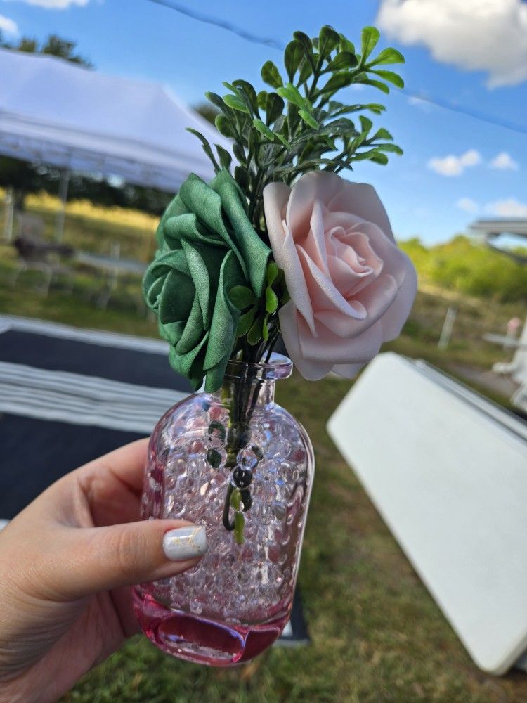 22 Pink Bud Vase Centerpieces