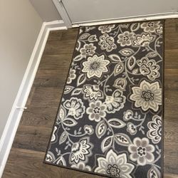 Small Entryway Rug