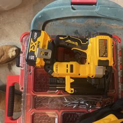 20v 23gauge Dewalt Pin-nailer