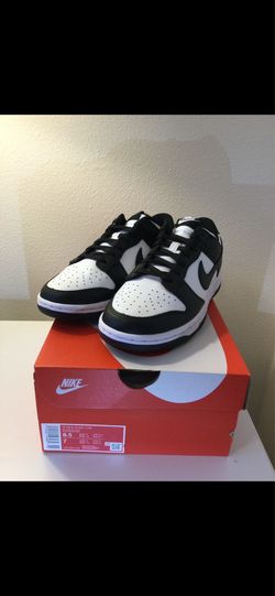 Nike panda dunks men size 7 women's size 8.5 (PRICE FIRM) 100% Authentic