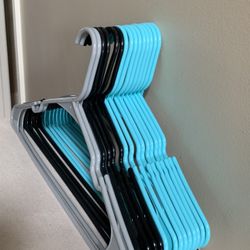 15 Clothing Hangers 