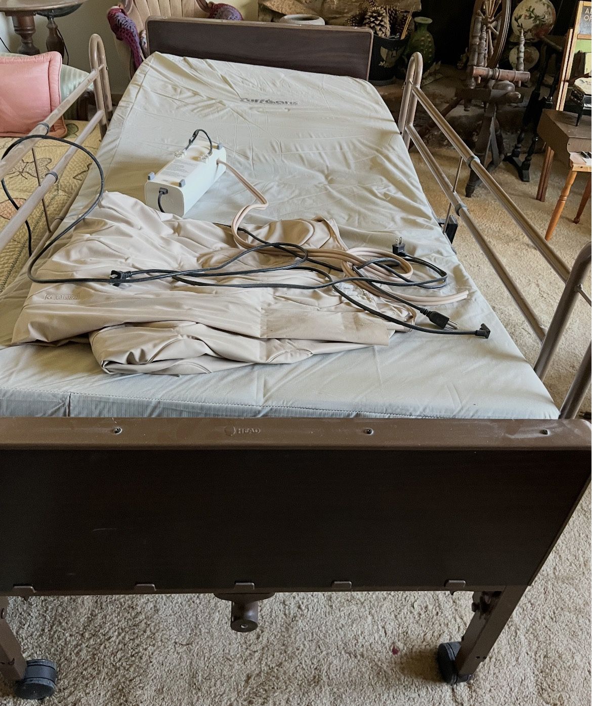 Medical Bed With Electric Adjustable Head