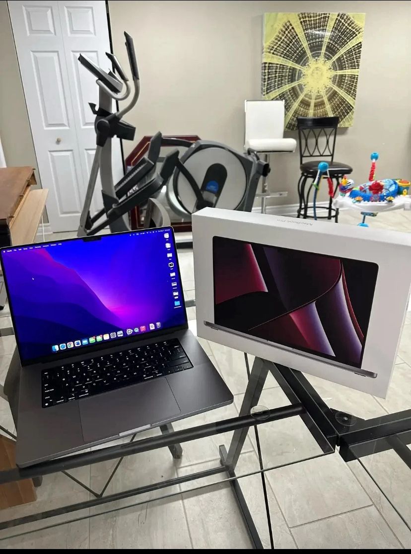 Mac Book 2023