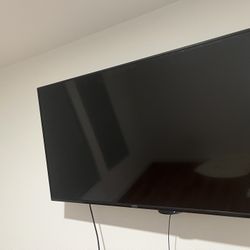 45 Inch Tv With Roku Remote Tv Mount Included