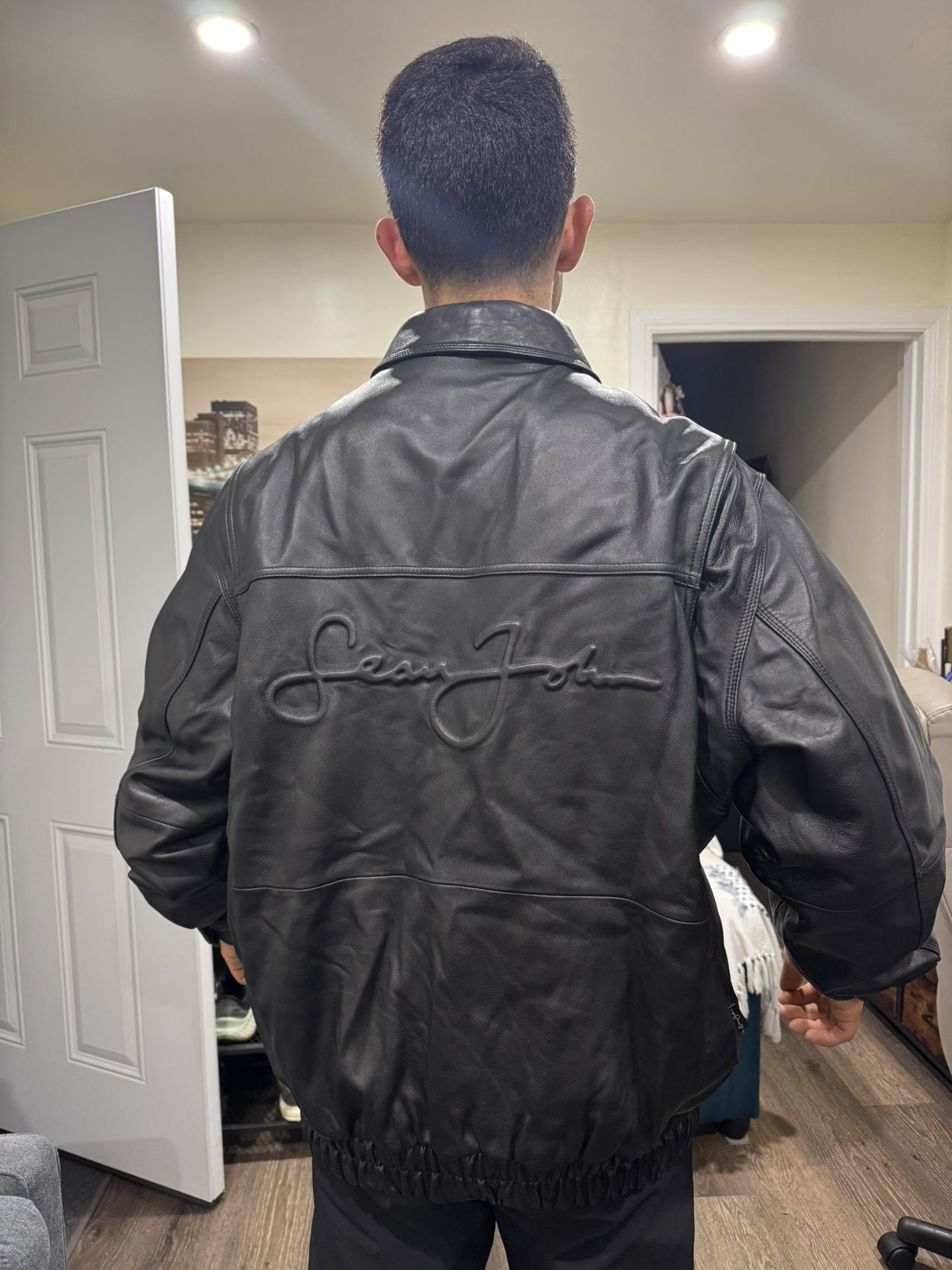 XXL SEAN JOHN JACKET GENUINE LEATHER