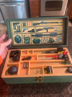 Vintage 1964 Hasbro G.I. Joe wooden foot locker full with vintage accessories