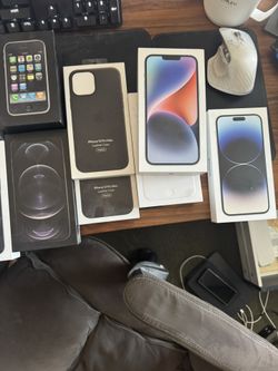 Apple iPhone, AirPods Watch Boxes 