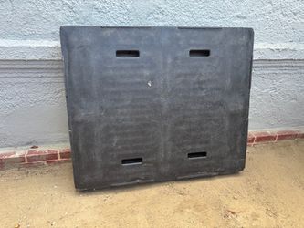 Plastic pallet