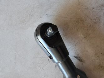 Husky Ratchet