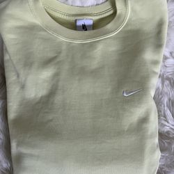 Nike Solo Swoosh Men’s Fleece Crew Sweatshirt Luminous Green Large 