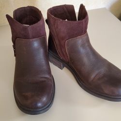 Ugg Leather Boots 6 1/2