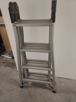 Sturdy Folding Ladder