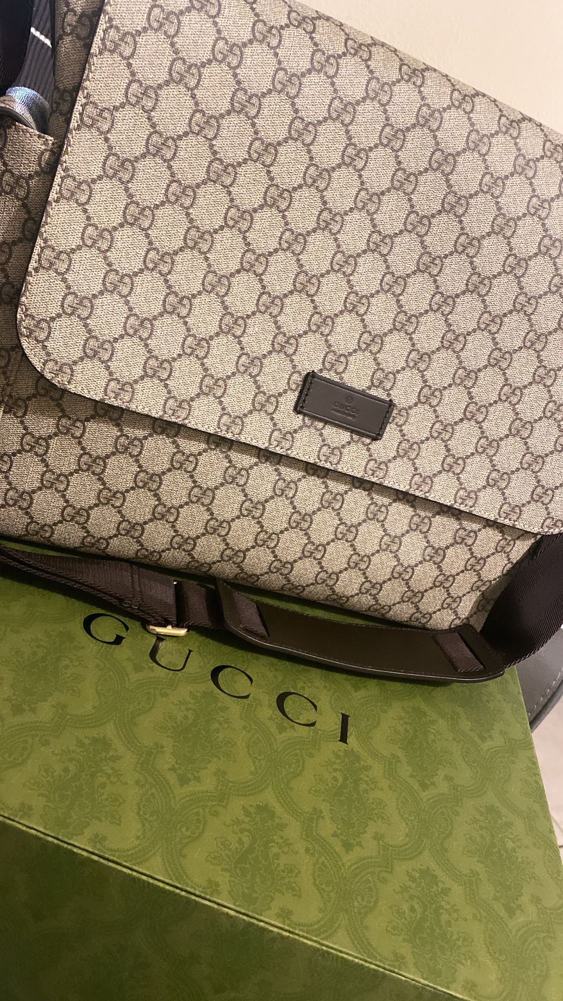 New Supreme Gucci Diaper Bag Never Used With tags And Box