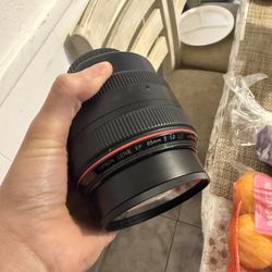 Canon 85mm 1.2 EF