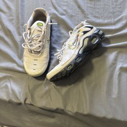 Nike Air Max Plus GS DV7140-100 White Multi Swoosh Sneakers Size 7Y