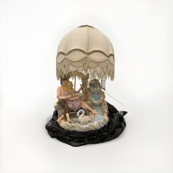 antique capodimonte lamps With Figures