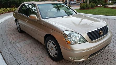 MINT Lexus LS430 89K MILES flawless!