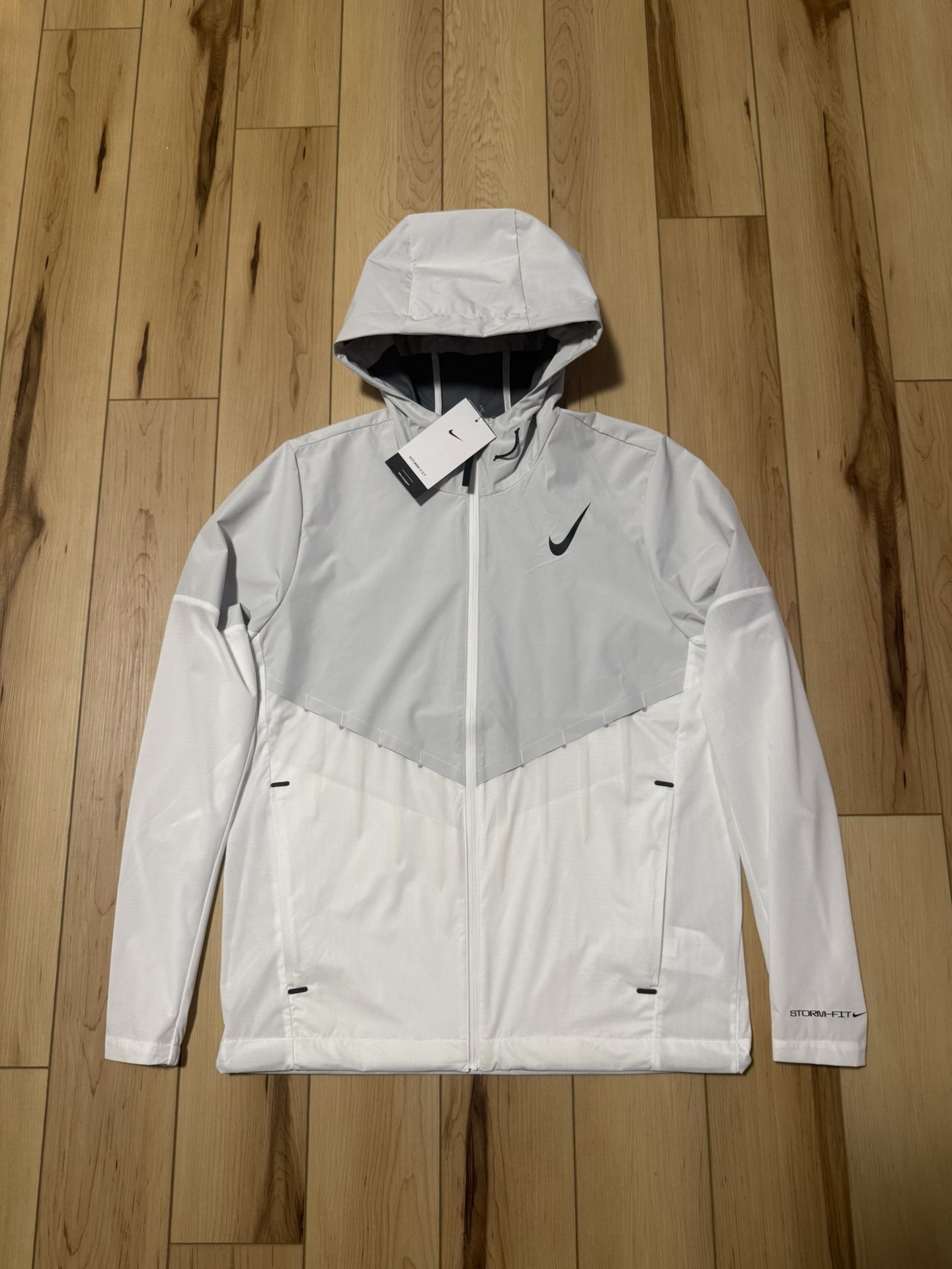 Nike AeroSwift Men Storm-FIT Aerogami Running Jacket White