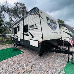 2016 Forest River Toy Hauler Camper Travel 