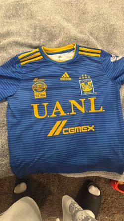 Blue adidas Tigre’s UANI 2018-2019 size large kids