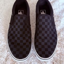 Vans Men’s 10.5 Black On Black Checkered 