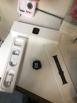 Series 5 44mm Apple Watch