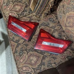 There Are 2 Rear Lights For Acura MDX 2007-2009 $80