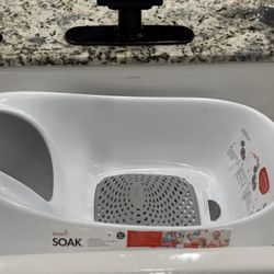 Boom Baby Bath Tub – NEw – Great Condition! 🛁👶