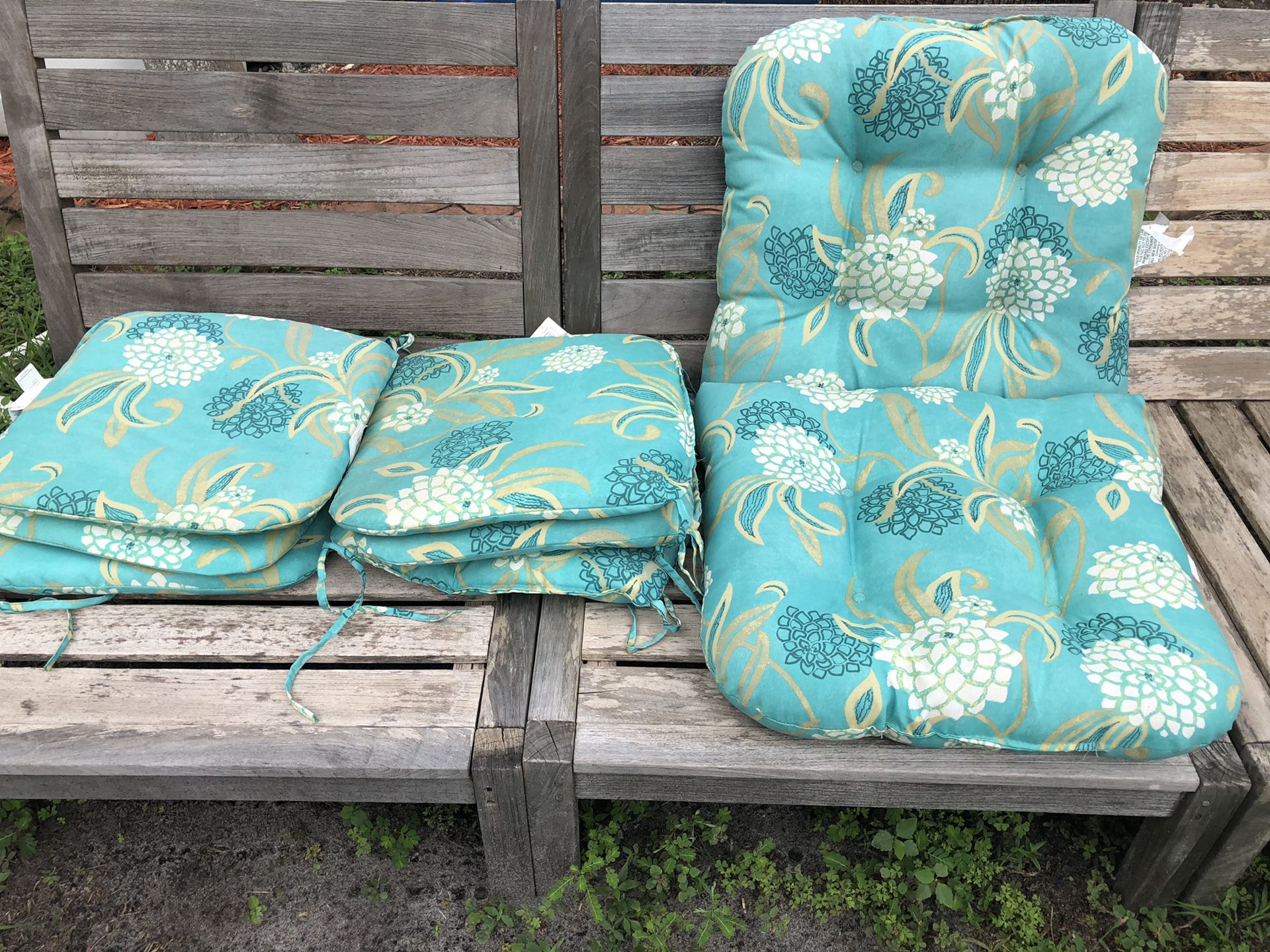 8pc outdoor cushions set