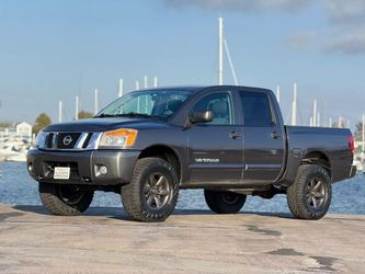 2012 Nissan Titan Crew Cab