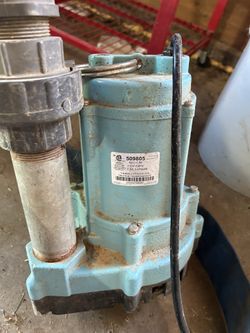 Little Giant submersible pump 509805