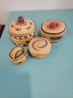 Beautiful  PNW  MAKAH Handwoven Baskets 