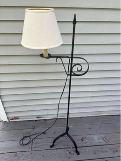WROUGHT IRON FLAME TIP ADJUSTABLE FLOOR LAMP WITH SHADE