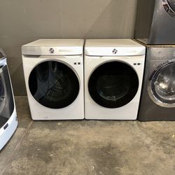 SAMSUNG XL CAPACITY WASHER DRYER ELECTRIC SET 