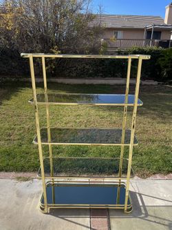 VINTAGE POSTMODERN HOLLYWOOD REGENCY BRASS & GLASS ETAGERE DISPLAY SHELF, 1980’s