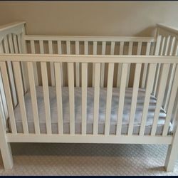 WHITE POTTERY Barn Kendall Baby Infant CRIB