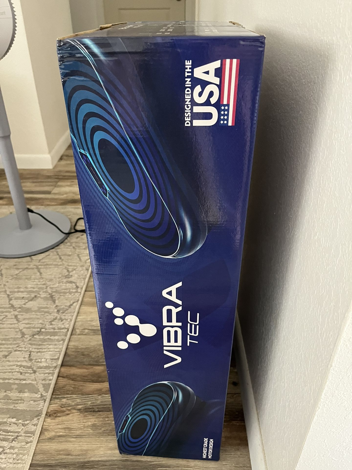 Exercise vibration plate by Vibratec.