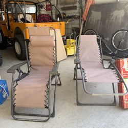 Outside recliner chairs