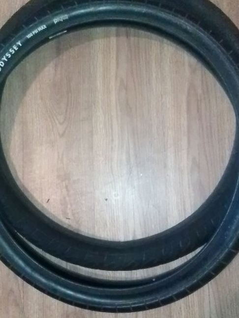 Odyssey And Cst 24/2.40 Tires
