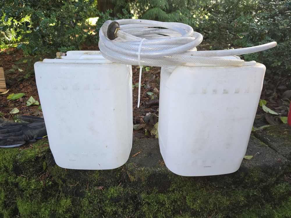 Pressure Washer Containers and Hoses