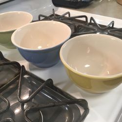 3 Colored “Tag” Bowls And 2 White Mixing Bowls 